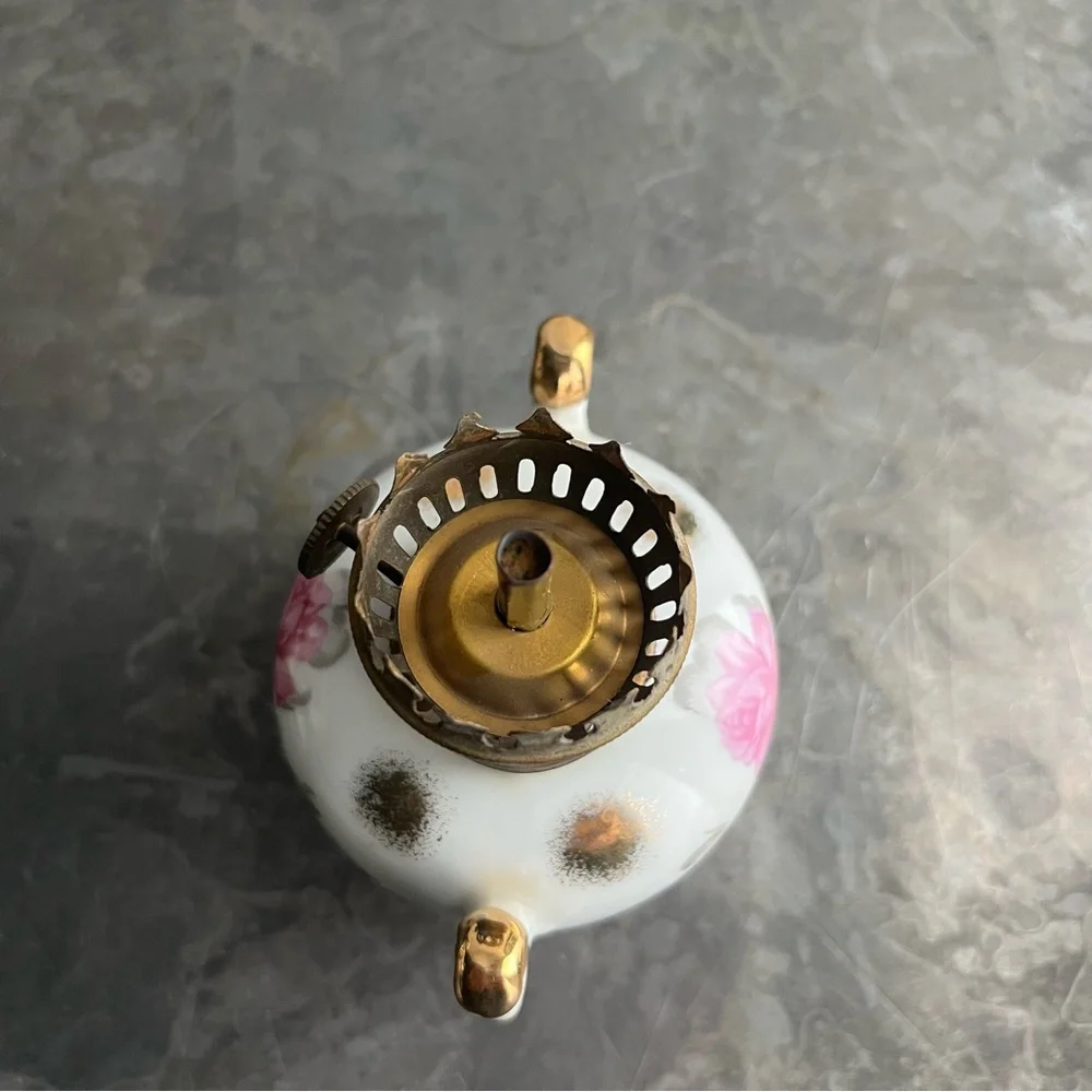 Oil Lamp Trimont Ware Japan Pink Roses